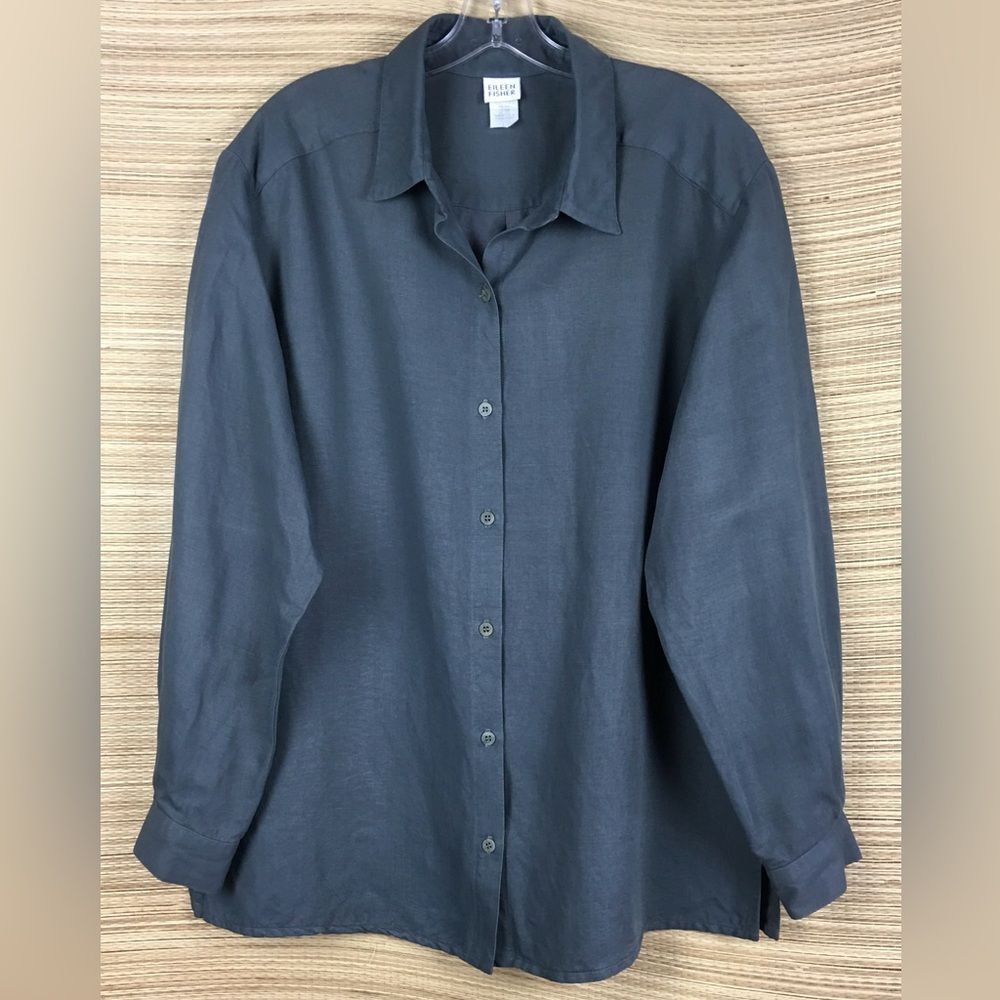 Eileen Fisher Organic Linen Classic Collar Shirt
Easy Fit, Long Length Size L - Picture 6 of 13